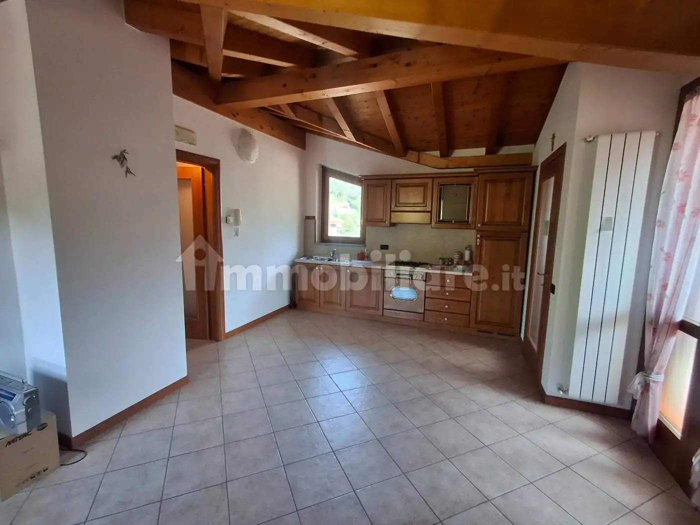 Trilocale via Croce Garateno 4, Brembilla, Val Brembilla - foto 2