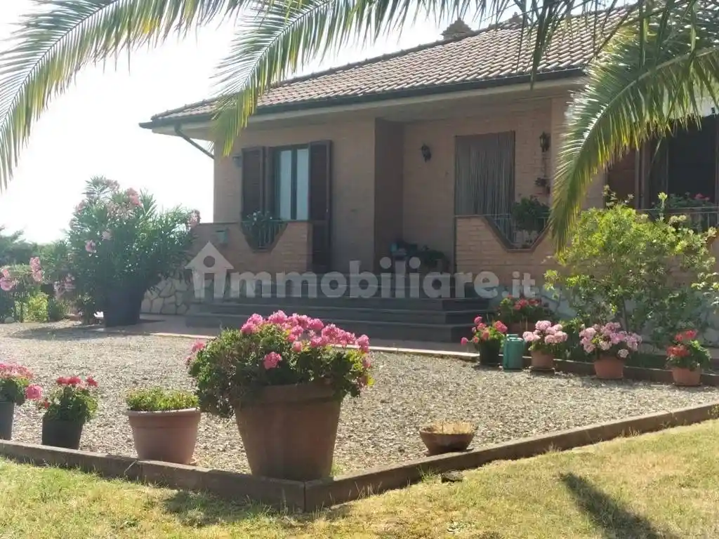 Villa unifamiliare, ottimo stato, 287 m², Casamaggiore, Castiglione del Lago - foto 3