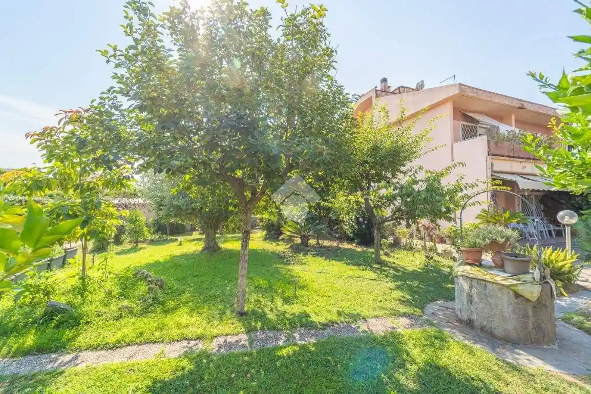 Villa unifamiliare via Monclassico 25, Infernetto, Roma - foto 2