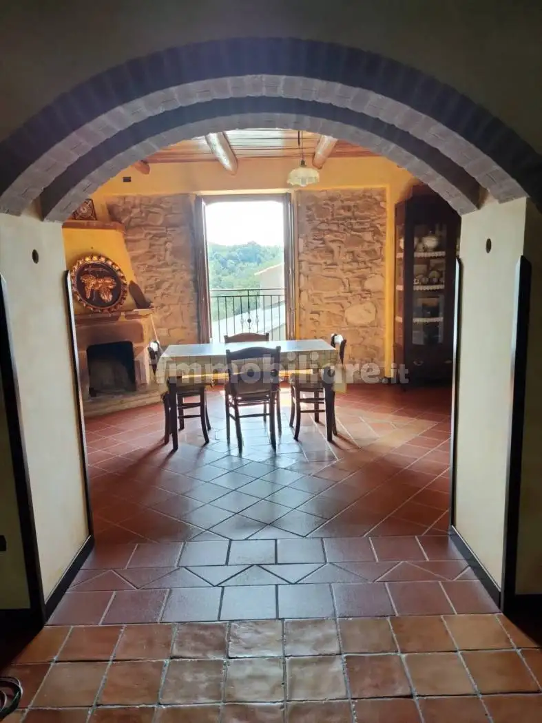 Casa indipendente in vendita a Altavilla Silentina