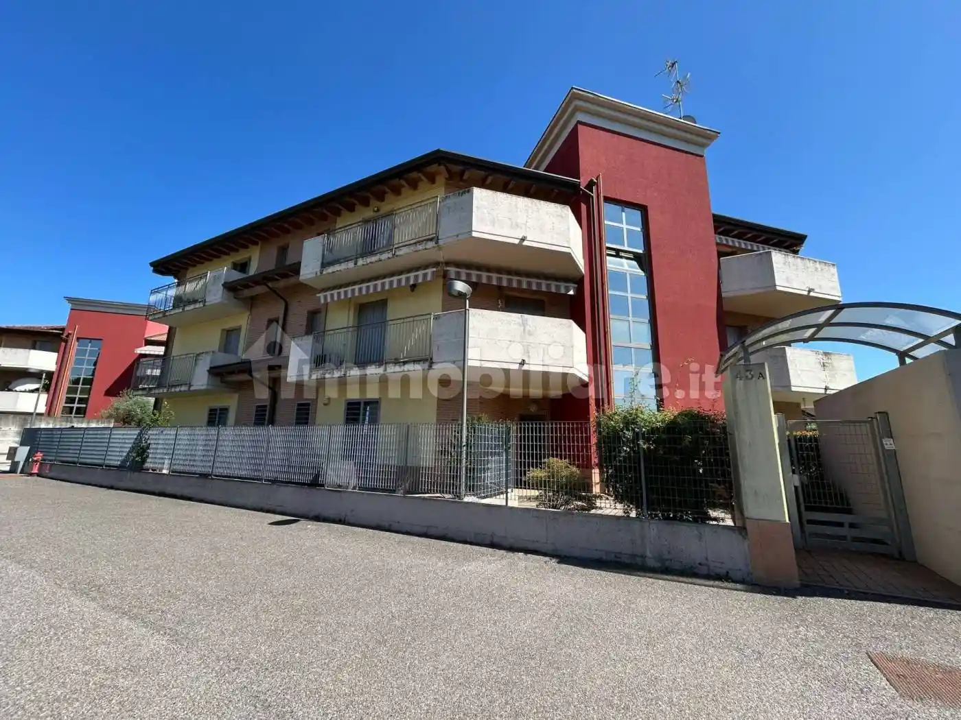 Appartamento in vendita a Cairate