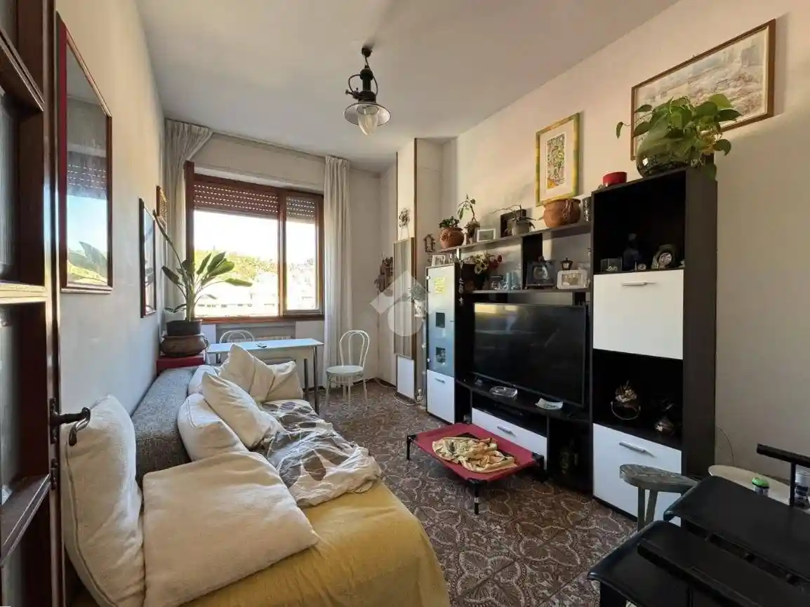 Appartamento in vendita a Capraia e Limite