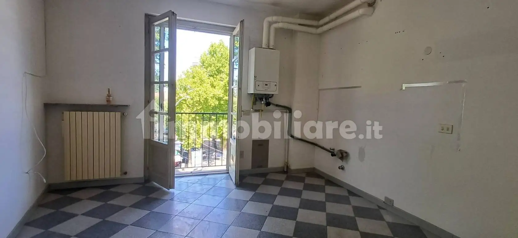 Trilocale buono stato, secondo piano, Centro, Broni - foto 4