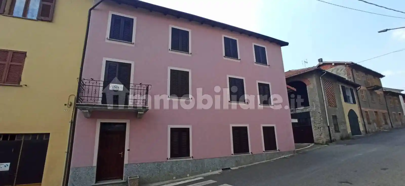 Casa indipendente in vendita a Gavi