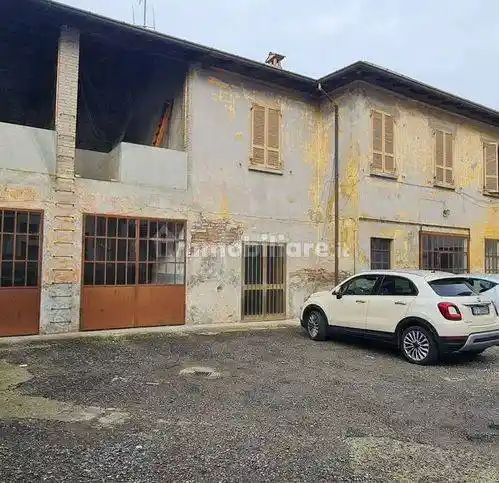Villa in vendita a Piacenza