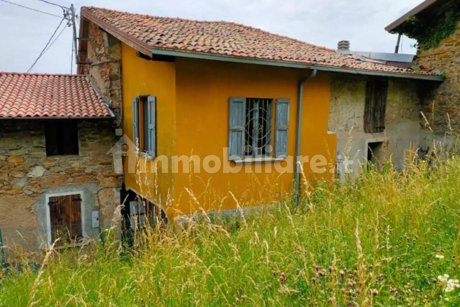 Palazzo - Stabile in asta a Rogno