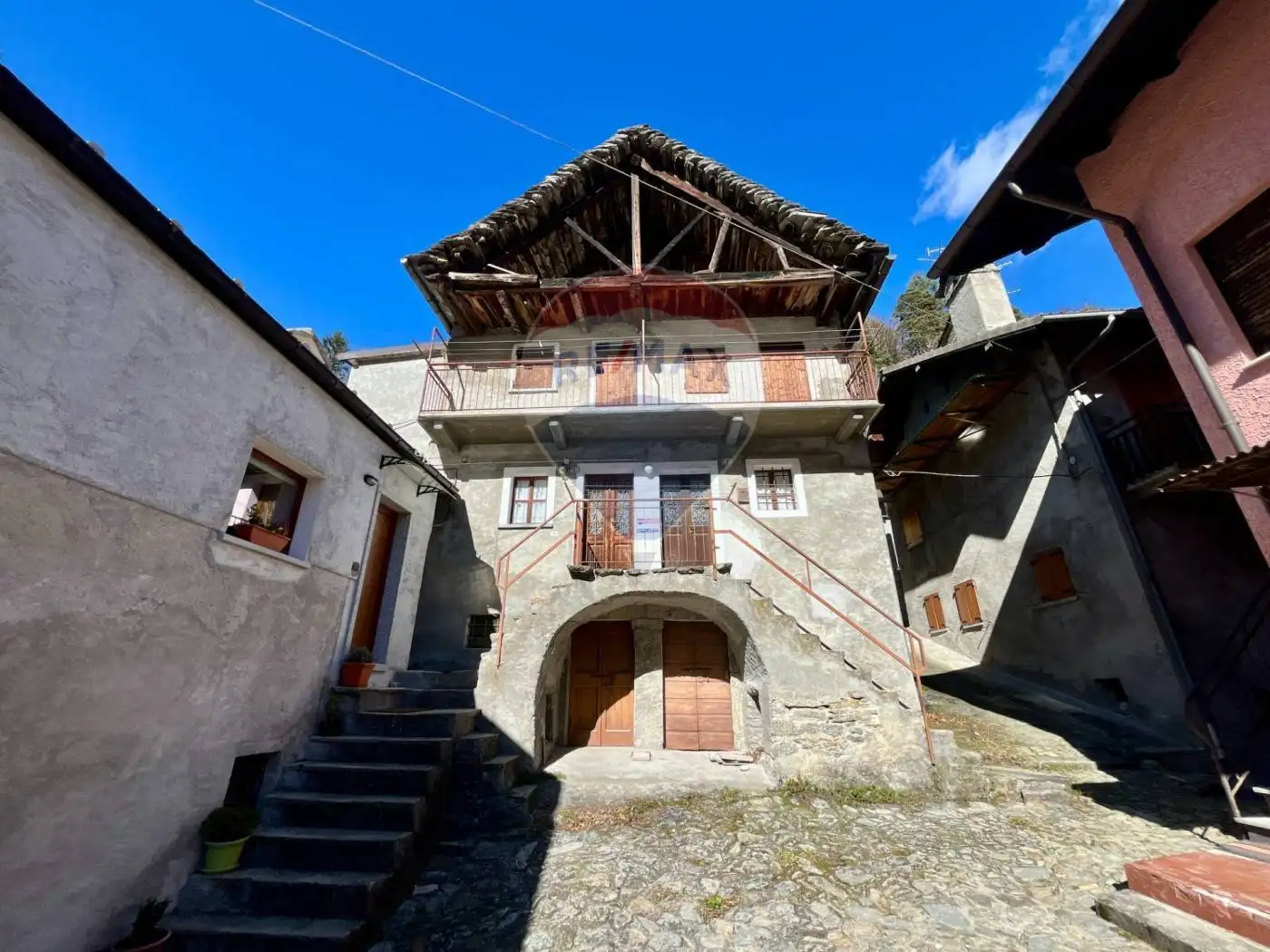 Casa indipendente in vendita a Varzo