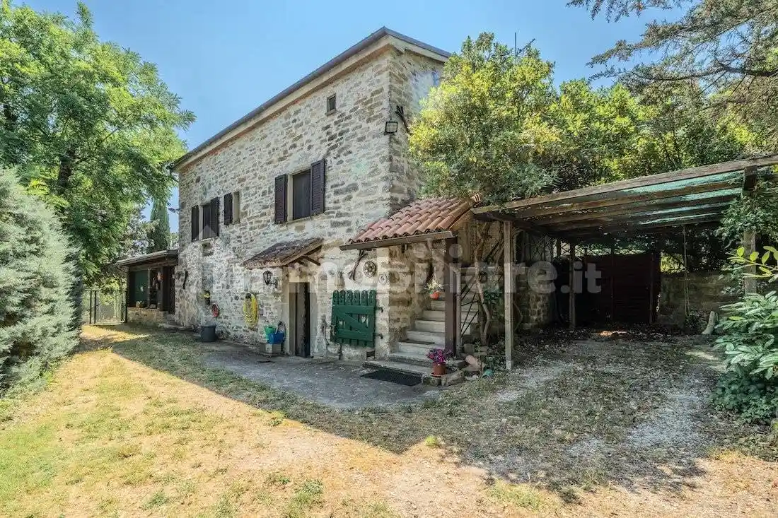 Rustico - Casale in vendita a Città di Castello