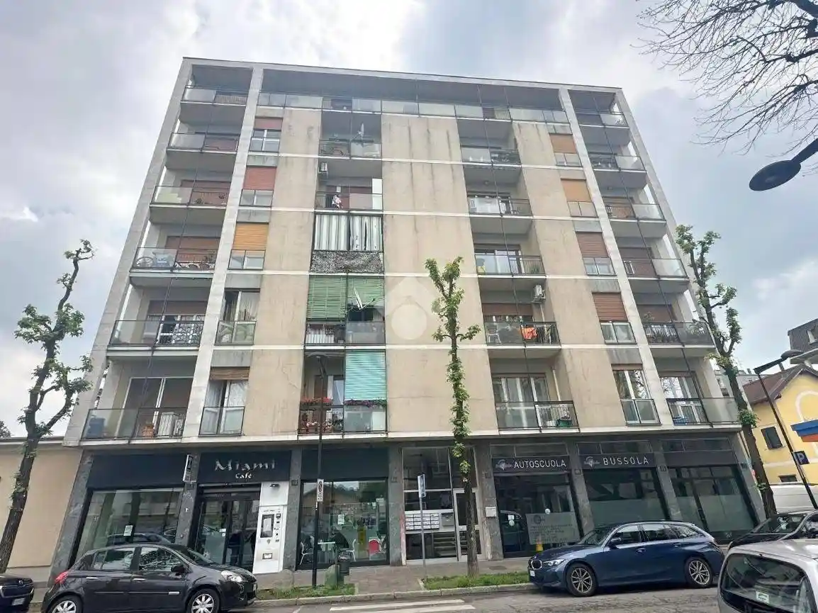 Appartamento in vendita a Bovisio-Masciago