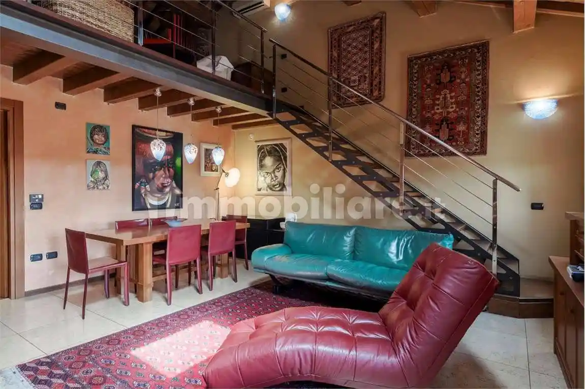 Appartamento ottimo stato, secondo piano, Centro, Isola Rizza - foto 3