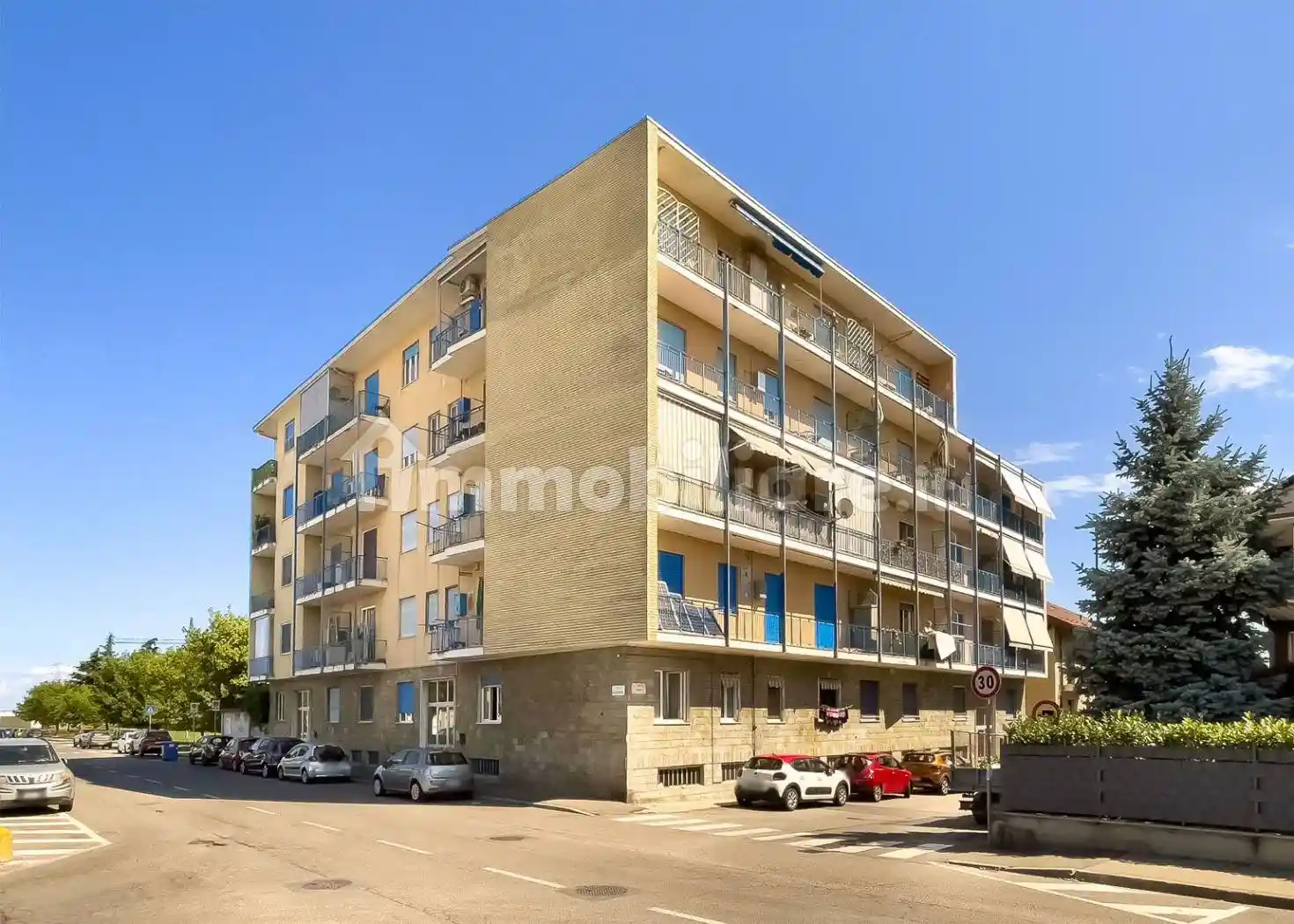 Appartamento in vendita a Beinasco