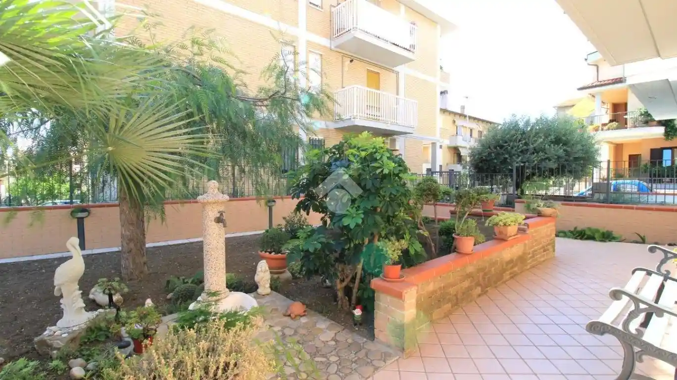 Villa bifamiliare via Piero Della Francesca 8, Centro, San Salvo - foto 2