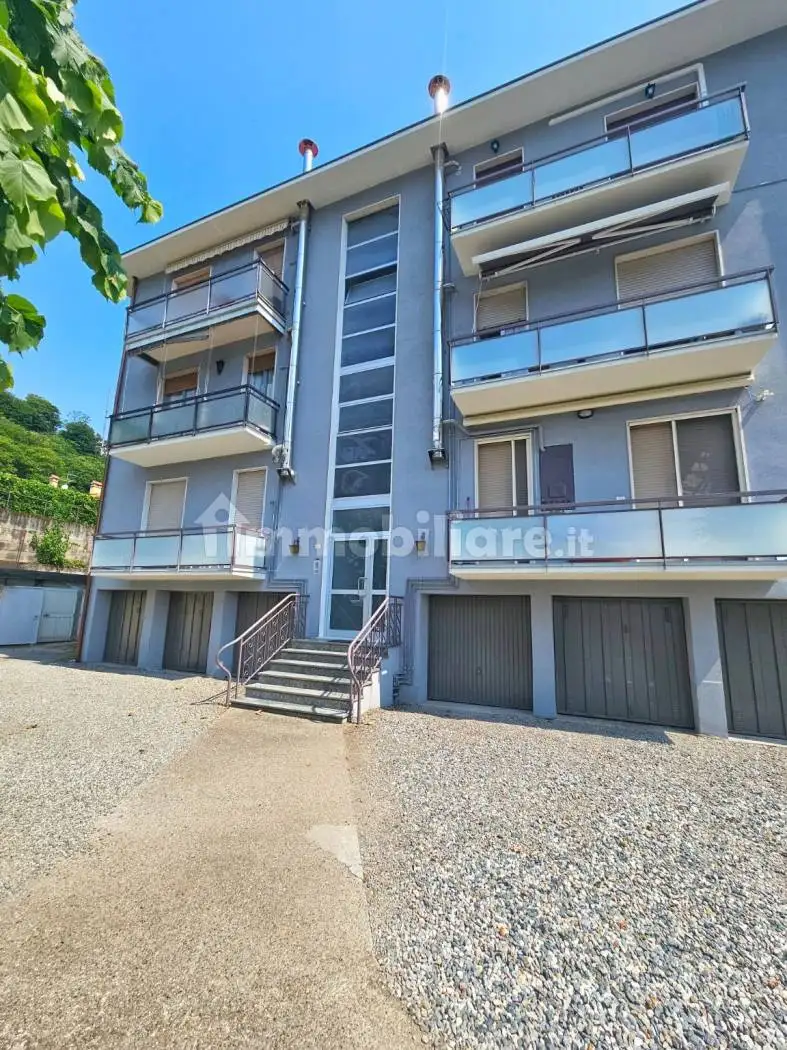 Appartamento in vendita a Pella