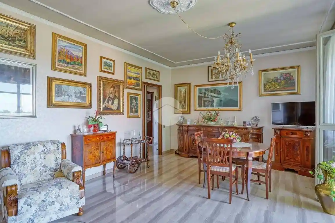 Trilocale via Aosta 30, Ronchi, Gallarate - foto 3