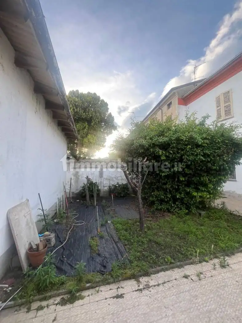 Terratetto unifamiliare 194 m², da ristrutturare, Asigliano Vercellese - foto 3