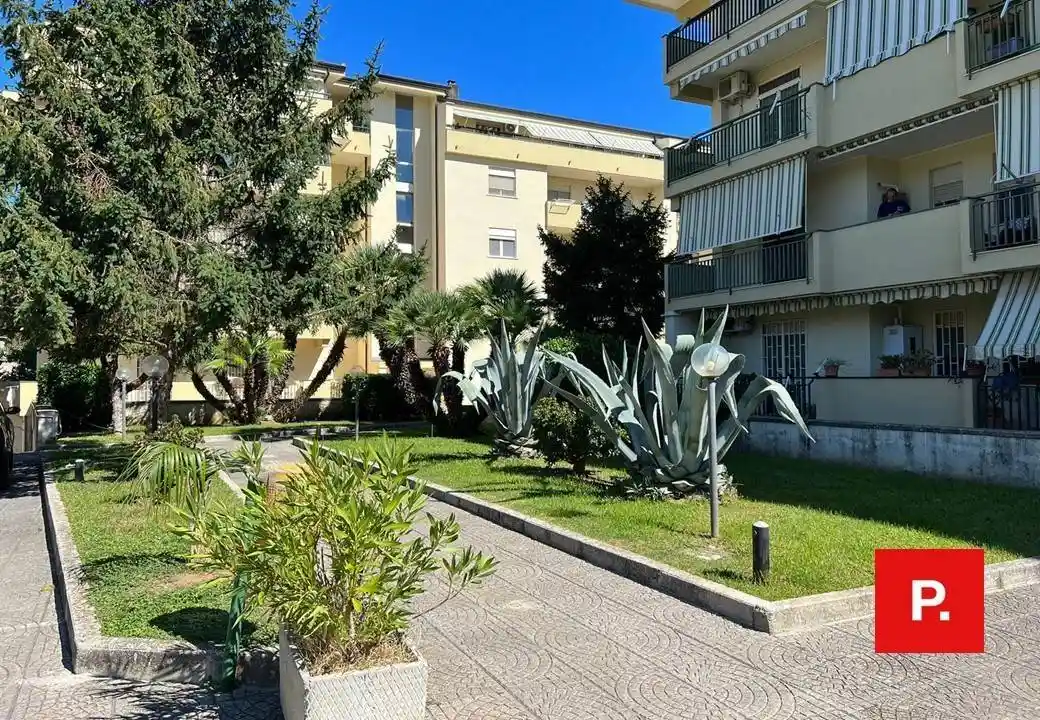 Appartamento via cappuccini, Via Ruggiero, Caserta - foto 3