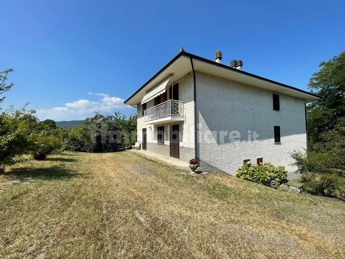 Rustico - Casale in vendita a Cossano Belbo