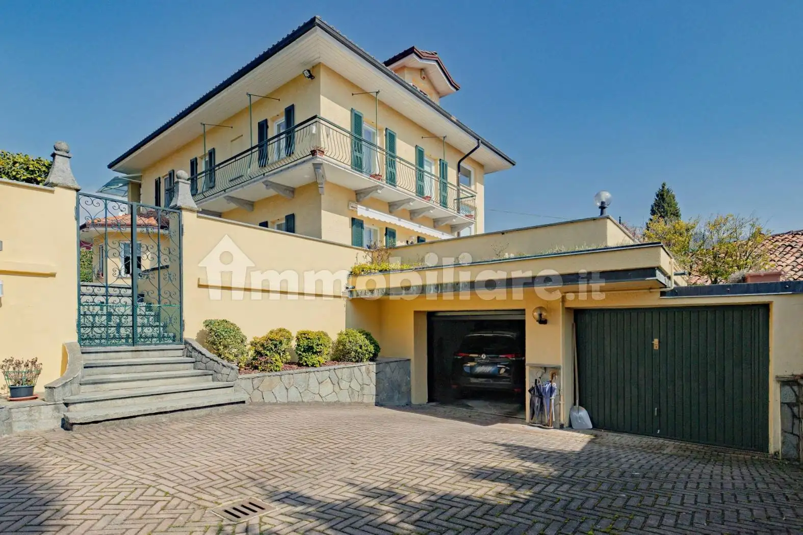 Villa in vendita a Pollone