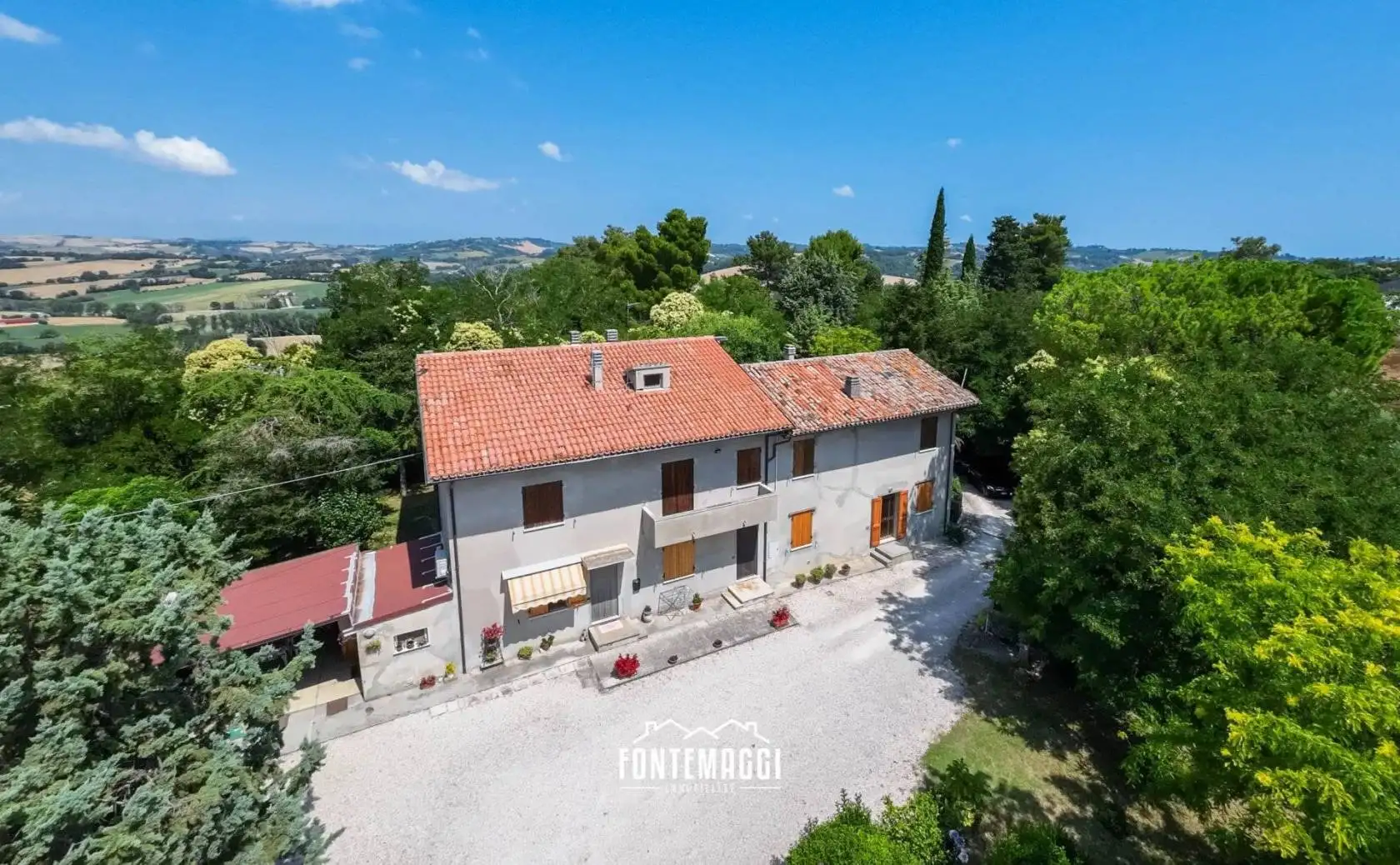 Casa indipendente in vendita a Fano