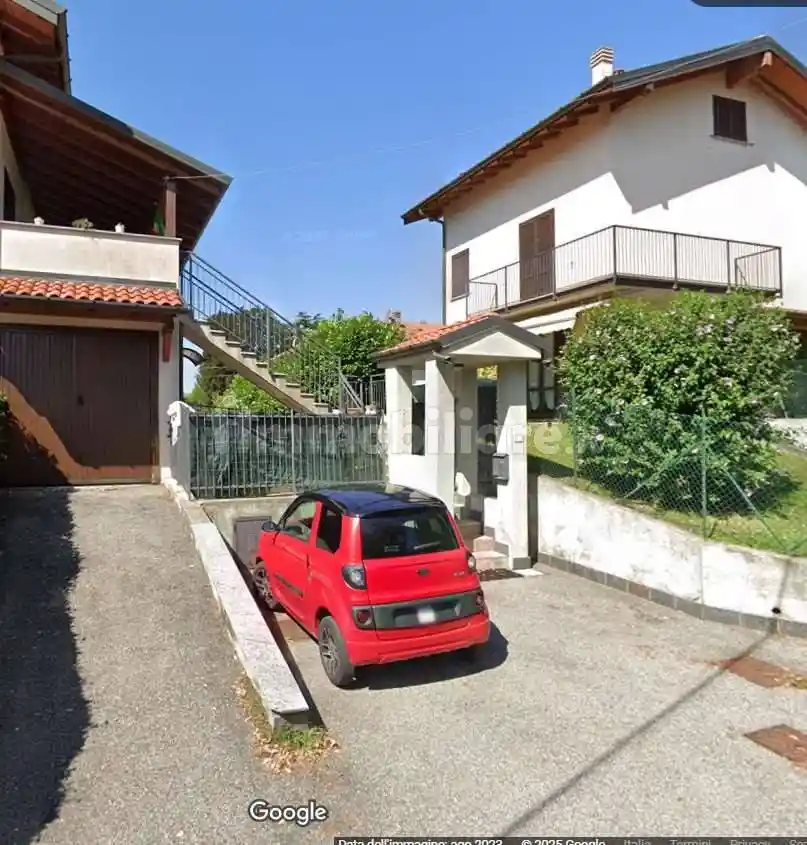 Villetta a schiera in vendita a Cuveglio