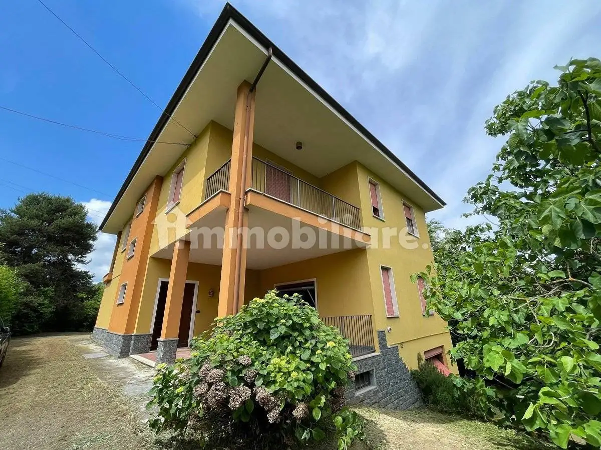 Rustico - Casale in vendita a Cassinasco