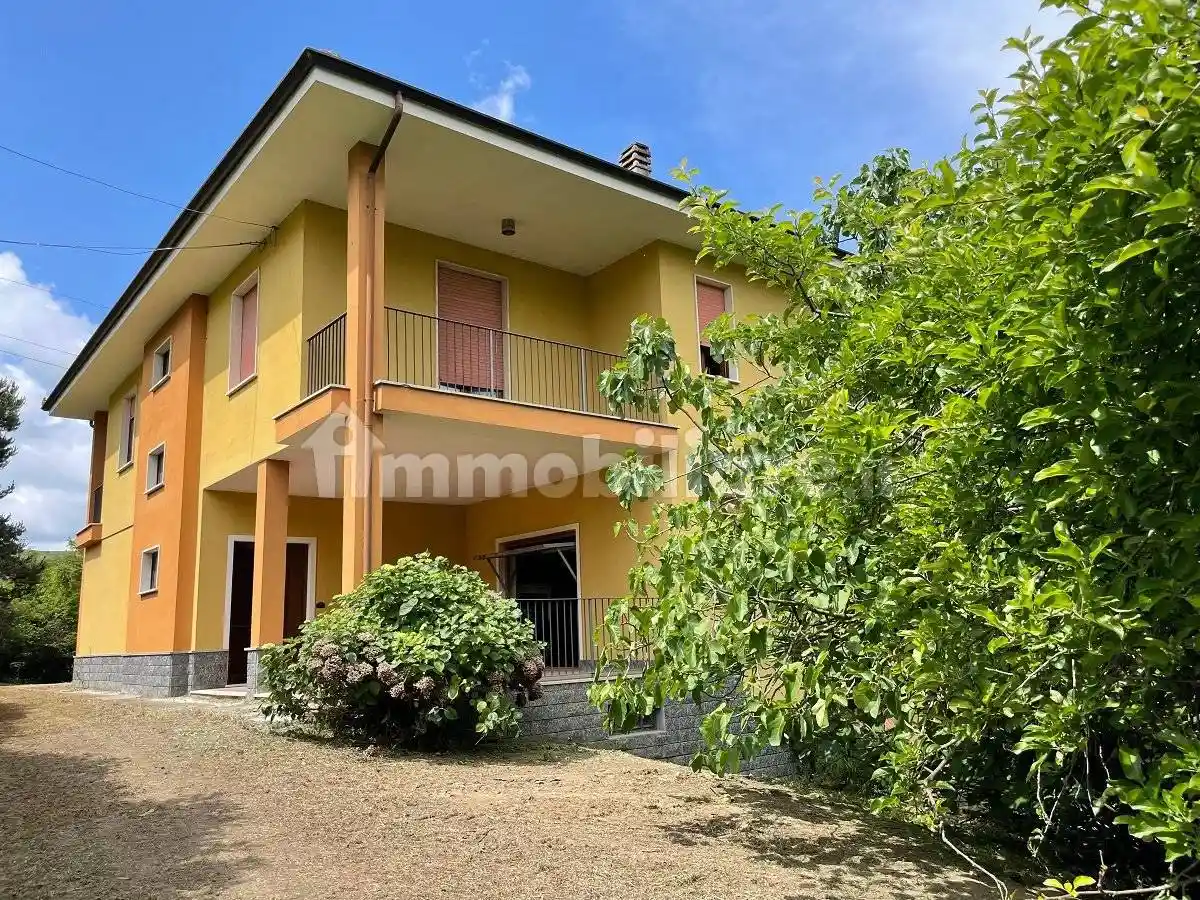 Cascina regione Branda 98, Cassinasco - foto 4