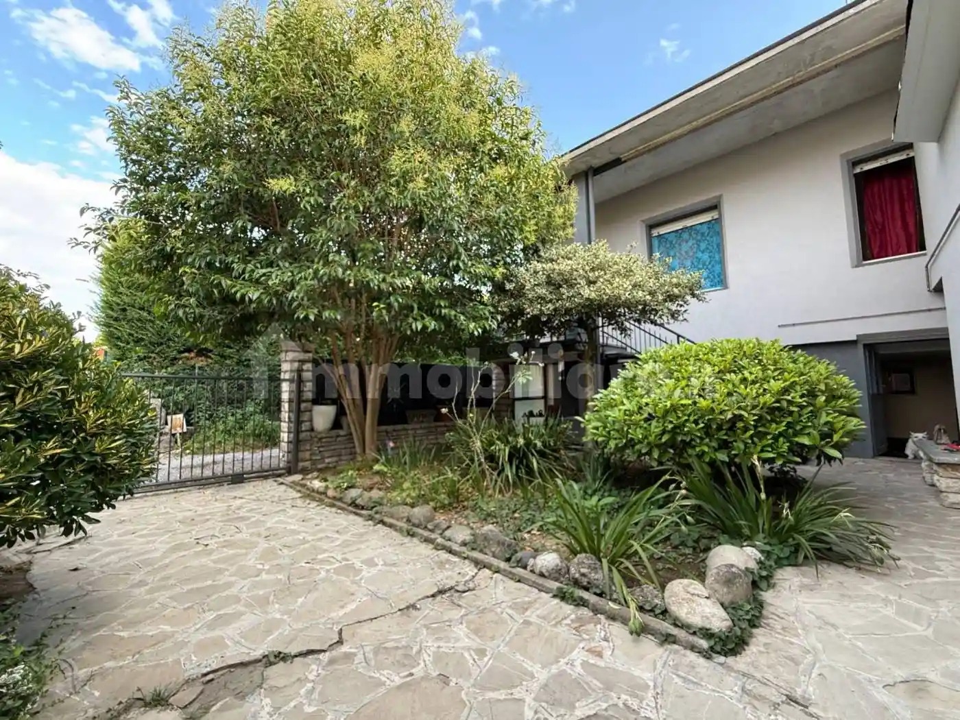 Villa in vendita a Bernareggio