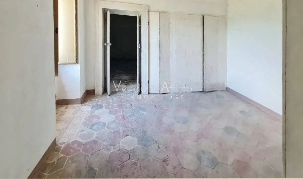 Terratetto unifamiliare 320 m², da ristrutturare, Carunchio - foto 4