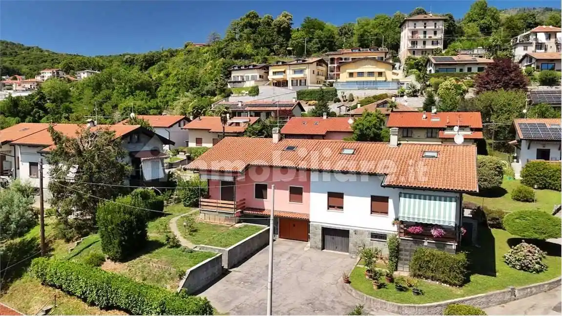 Villa unifamiliare via fidanza, 32, Comerio - foto 3