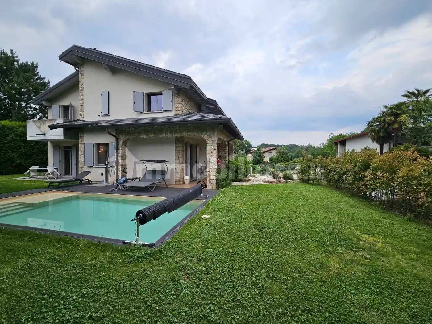 Villa bifamiliare via Carlo Bernasconi, Uggiate con Ronago - foto 2