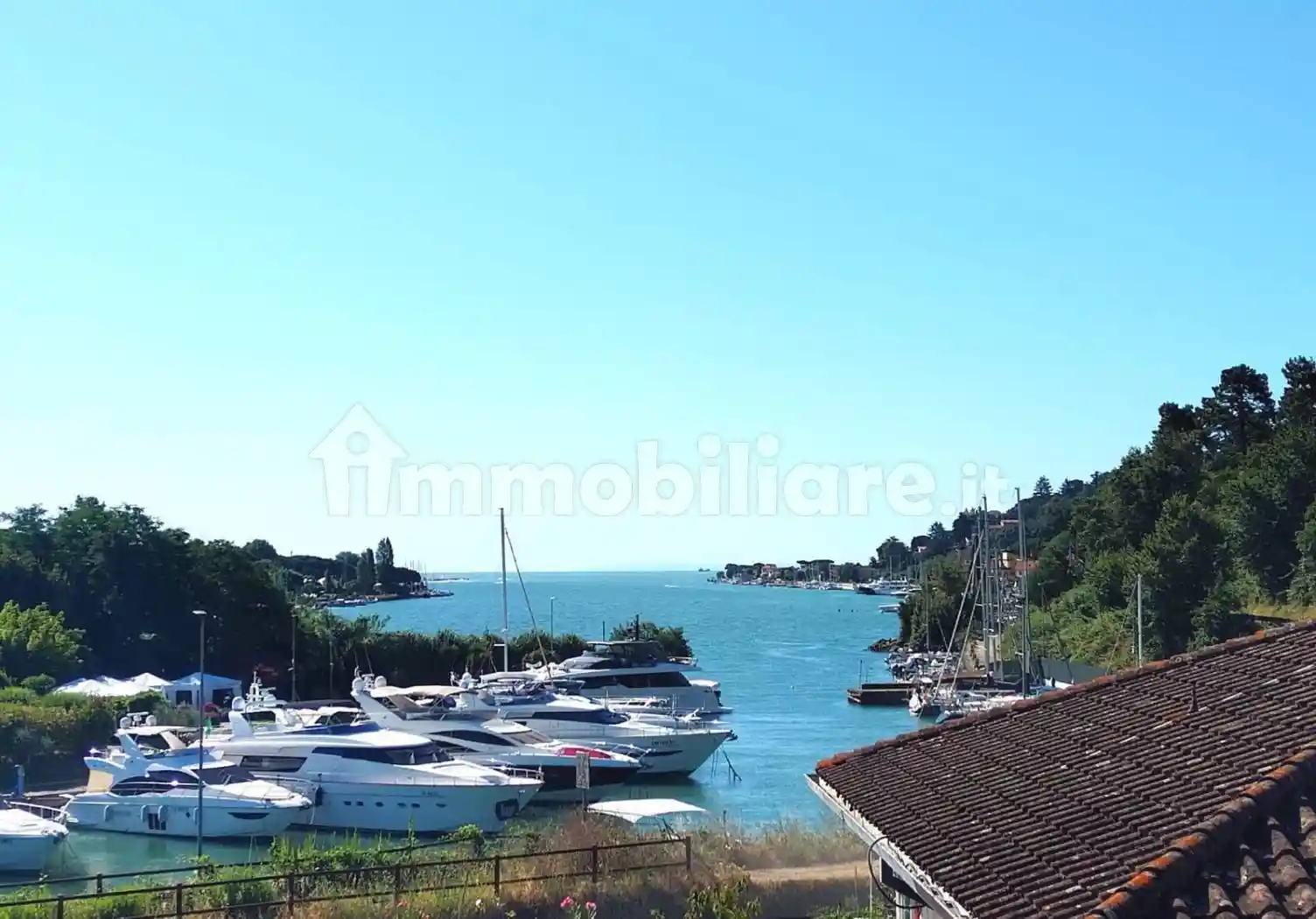 Appartamento in vendita a Ameglia