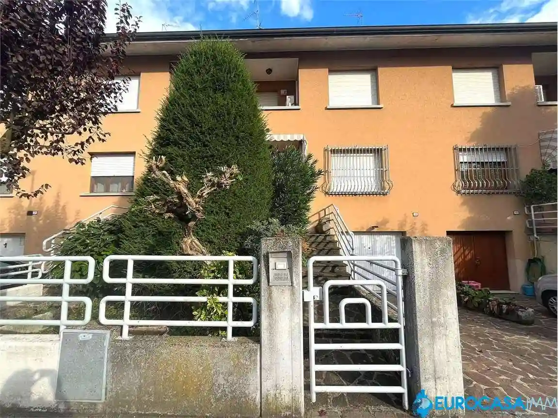 Villetta a schiera - foto 2