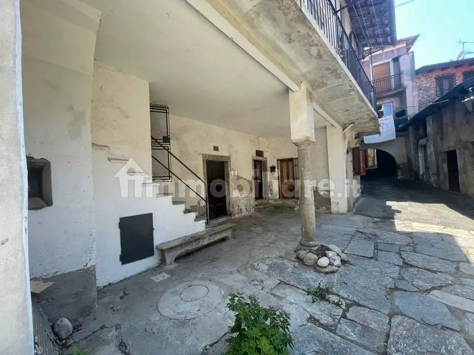 Terratetto unifamiliare vicolo Barbieri, Azzio - foto 2