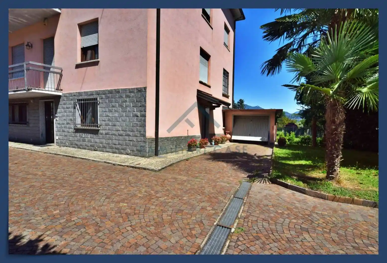 Villa bifamiliare via Fiume, Centro, Daverio - foto 2