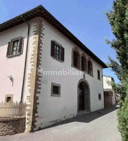 Villa in vendita a Arezzo
