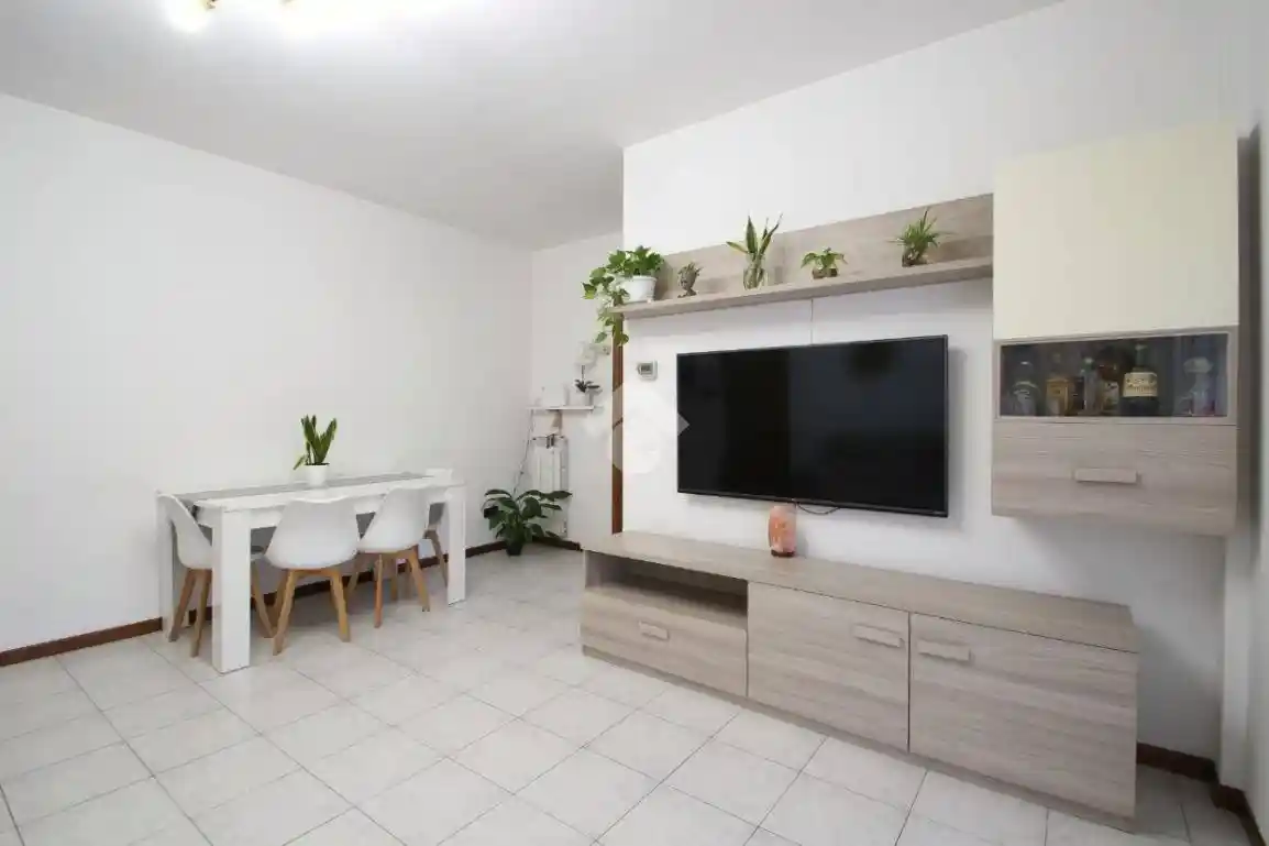 Appartamento in vendita a Solaro