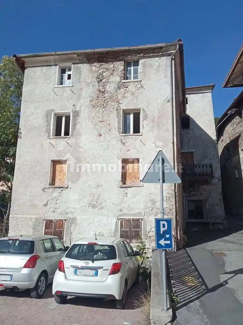 Palazzo - Edificio in Vendita - foto 2