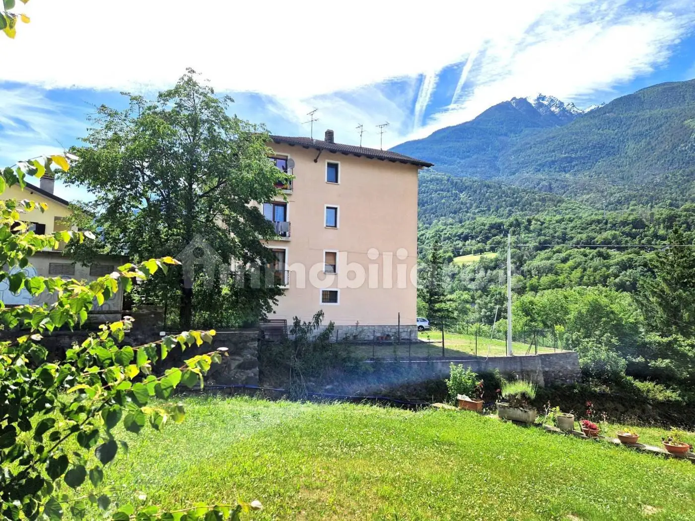 Trilocale piazza roncas, 7, Centro, Chambave - foto 3