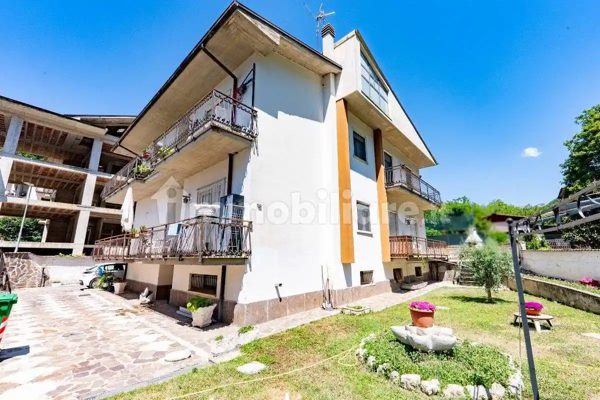 Villa in vendita a Rieti