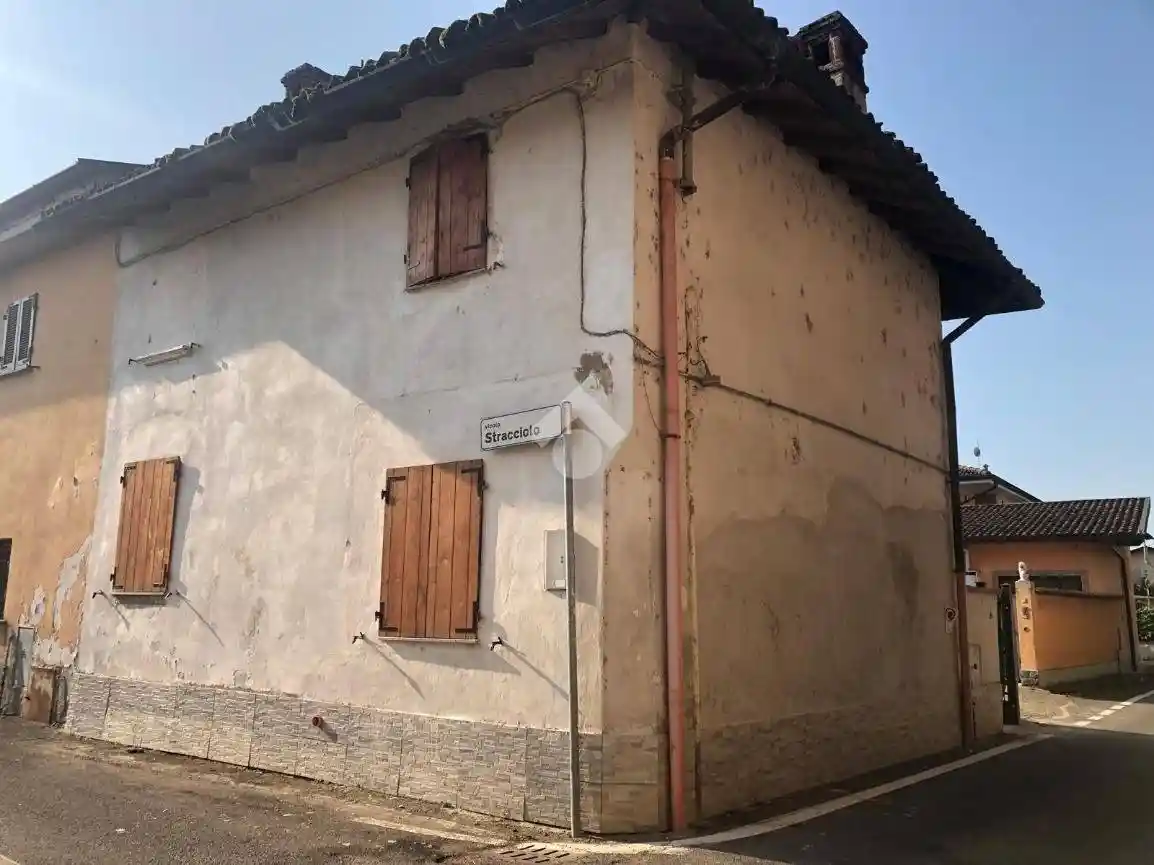 Casa indipendente in vendita a Albuzzano
