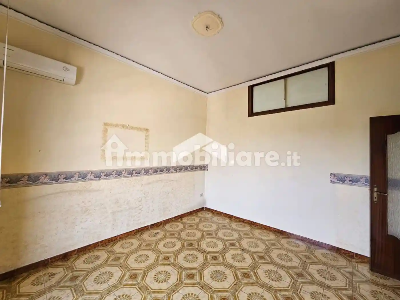 Trilocale corso Vittorio Emanuele, Castello di Cisterna - foto 2