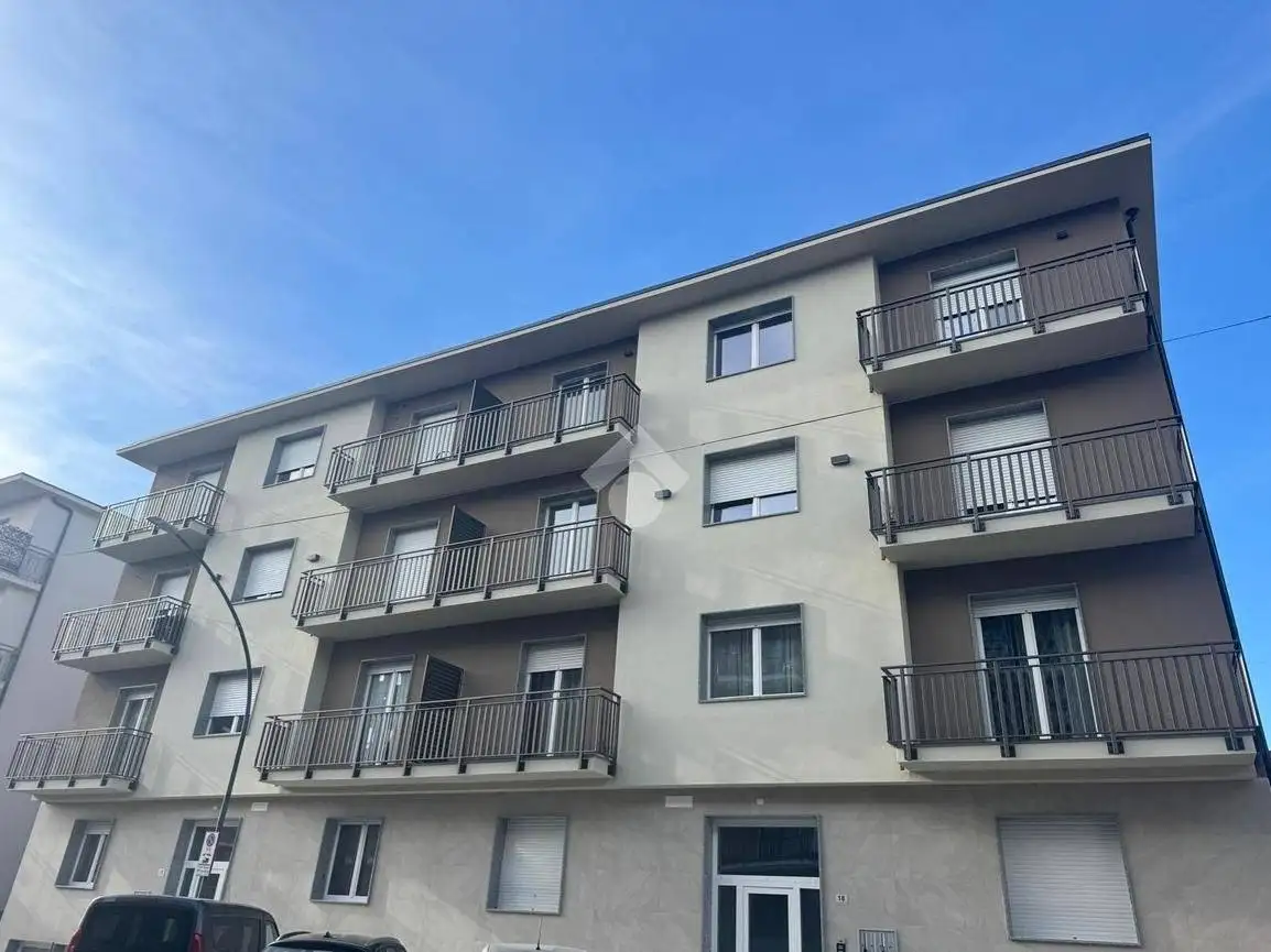 Bilocale via Papa Giovanni XXIII 18, Centro, Leinì - foto 2