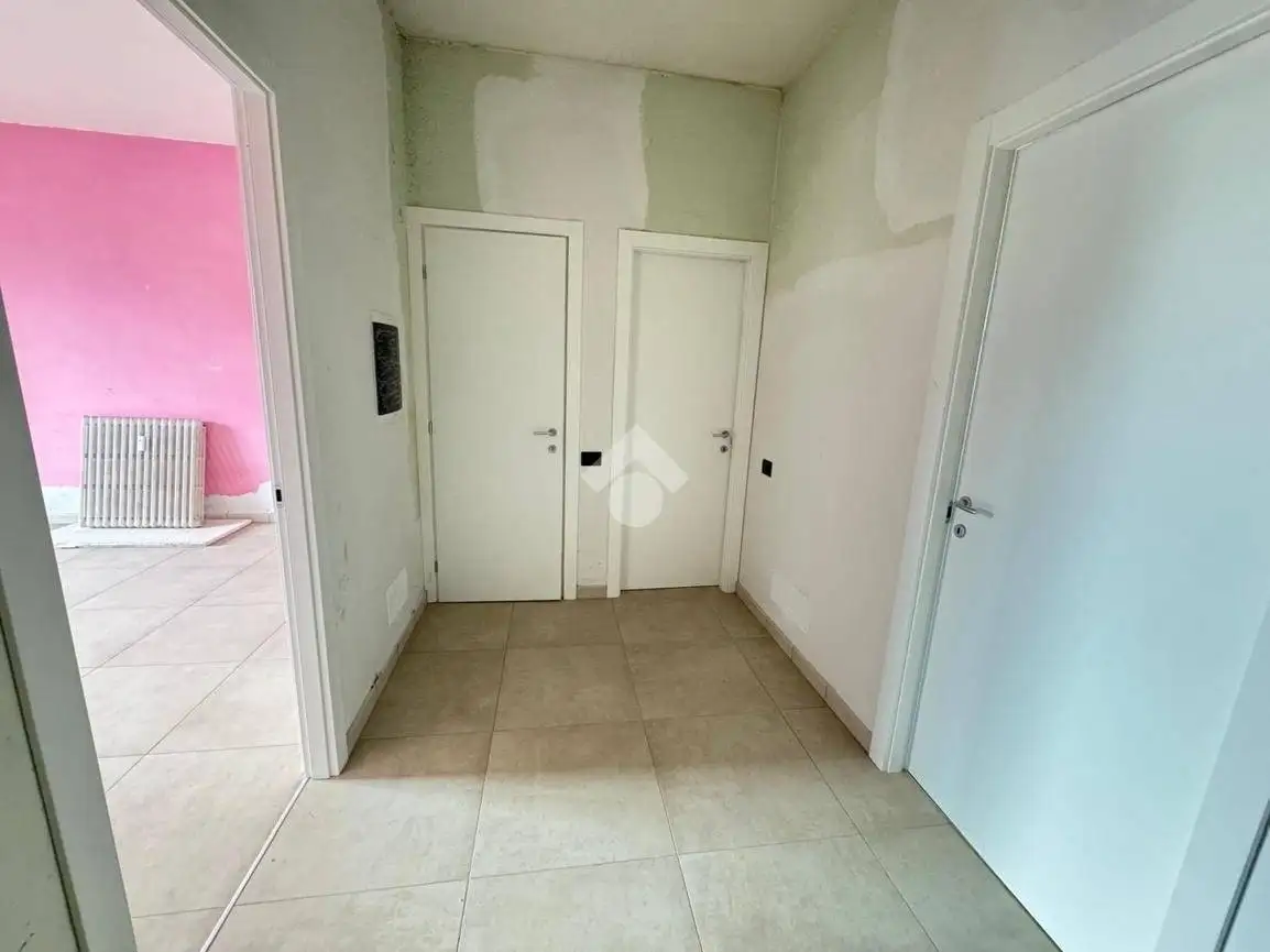 Bilocale via Papa Giovanni XXIII 18, Centro, Leinì - foto 4