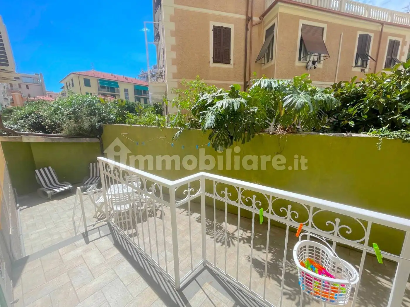 Appartamento in affitto a Alassio