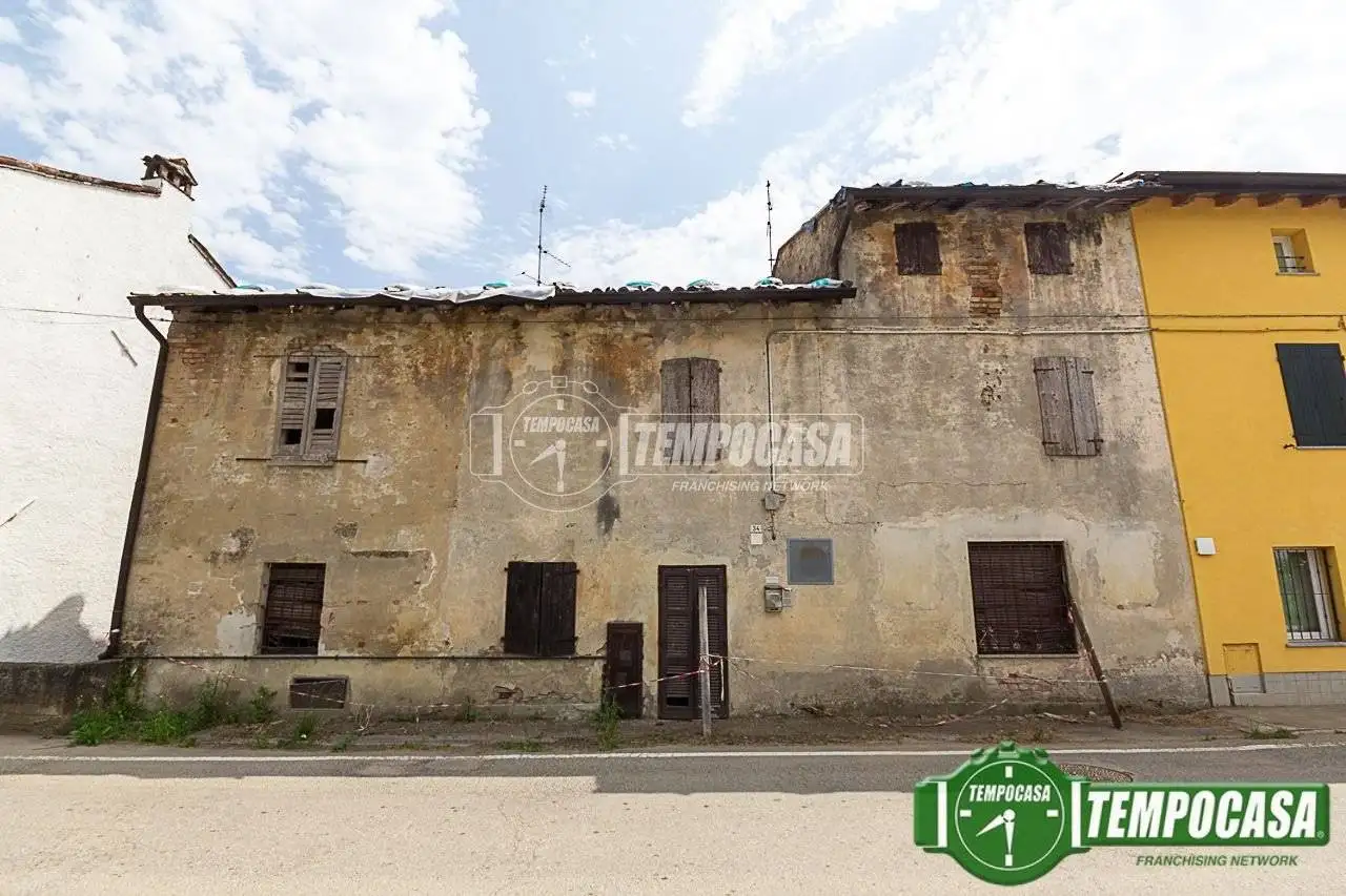 Palazzo - Edificio in vendita a Campagnola Cremasca