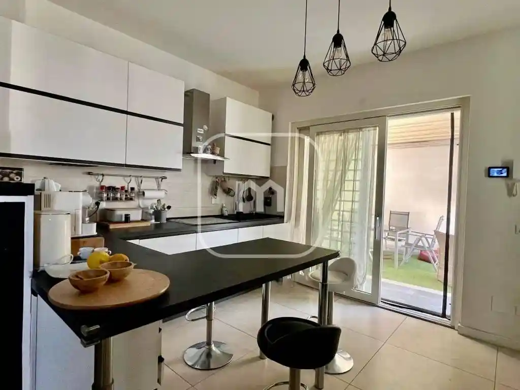 Villetta a schiera in vendita a Guidonia Montecelio