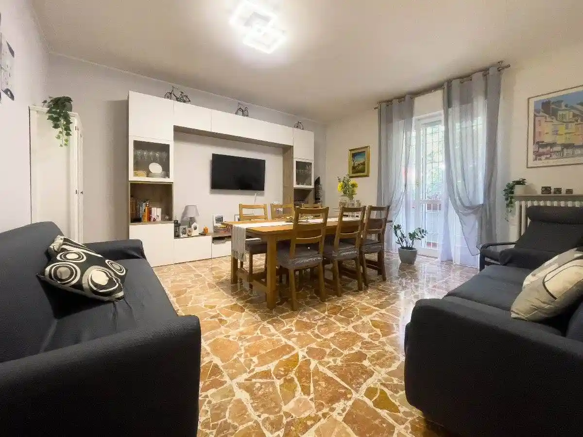 Appartamento in vendita a Reggio Emilia