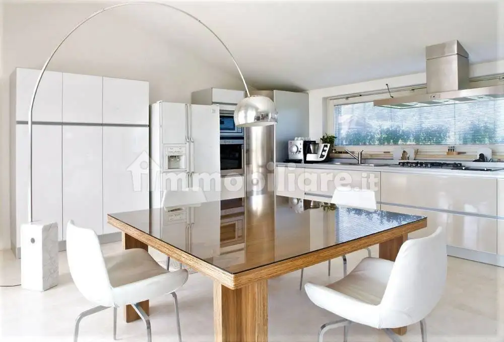 Villa in vendita a Arezzo