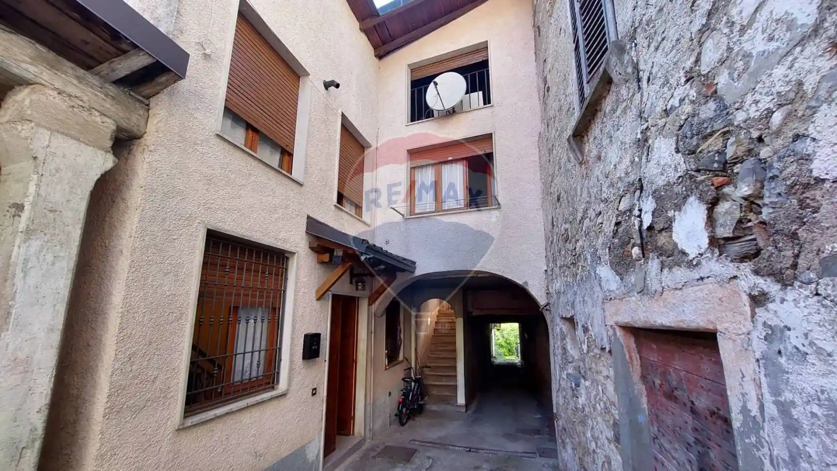 Appartamento in vendita a Endine Gaiano