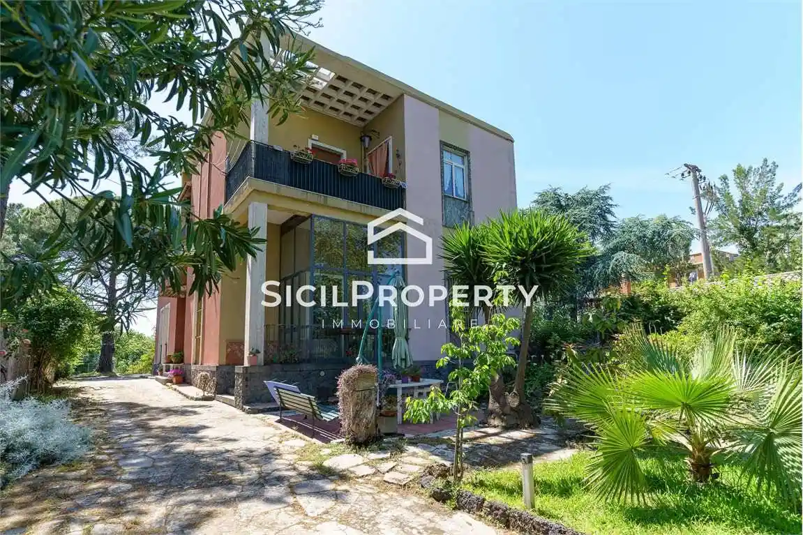 Villa in vendita a San Giovanni la Punta